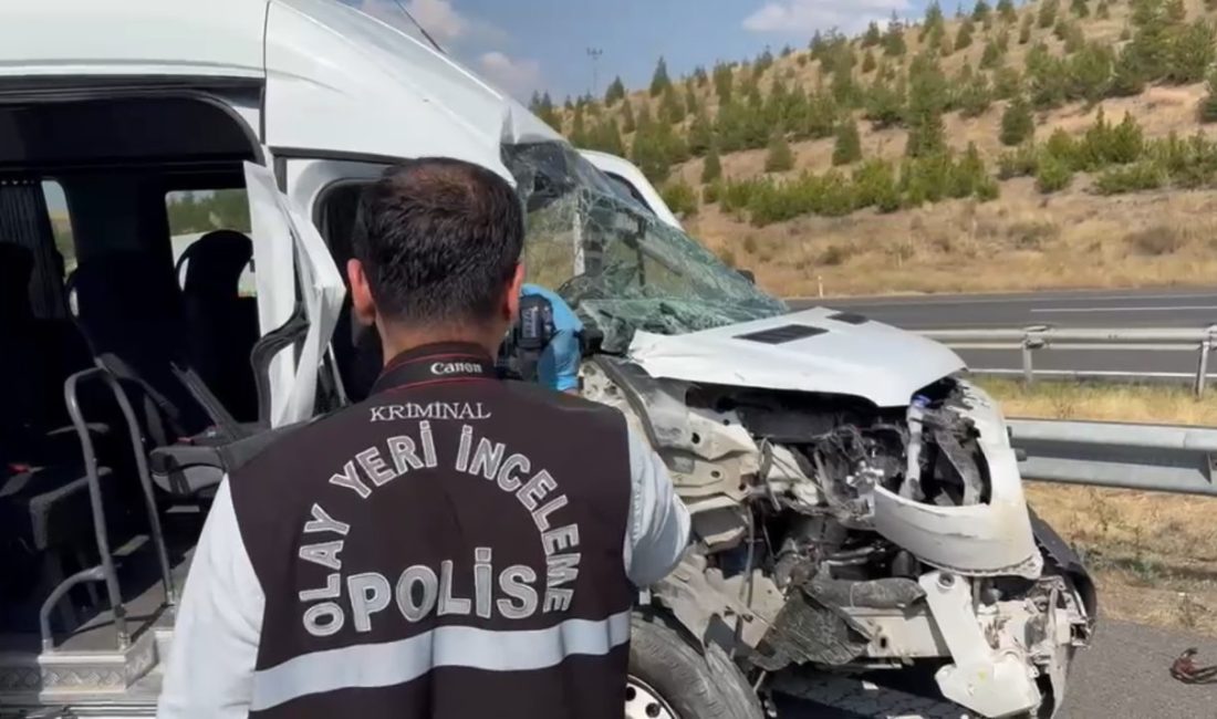 Mikail KARAMAN/ANKARA, – ANKARA’da minibüsün TIR’a arkadan çarptığı kazada 7