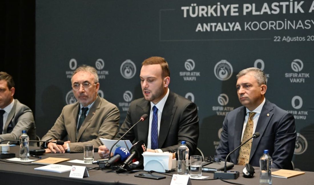 Mehmet ÇINAR/ANTALYA, – SIFIR Atık Vakfı’nın Antalya Valiliği himayesinde, plastiklerin
