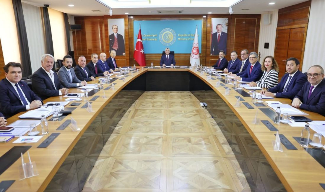 ANKARA, – TİCARET Bakanı Ömer Bolat, Hizmet İhracatçıları Birliği (HİB)