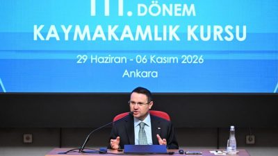 ANKARA, – ADALET Bakanı Akın Gürlek, kaymakam adaylarıyla bir araya