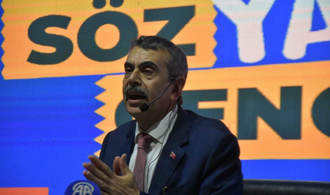 ‘EĞİTİMİN MANTIĞI DEĞİŞTİ’ Milli Eğitim Bakanı Yusuf Tekin, İzmir programının