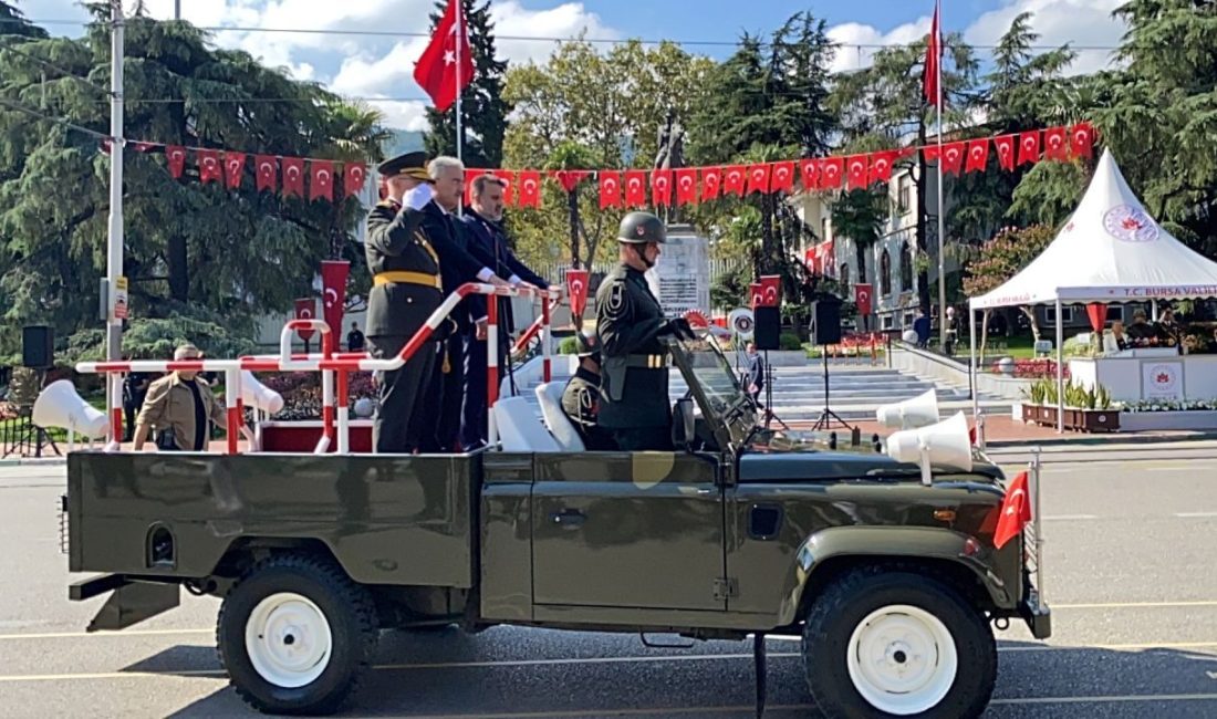 Cennet PORSUK-Kutay SALİ/BURSA, -BURSA’da 30 Ağustos Zafer Bayramı düzenlenen törenle