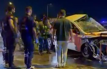 Muhammet SEZGİN/BURSA – BURSA’nın Yıldırım ilçesinde sürücüsünün direksiyon hakimiyetini kaybettiği