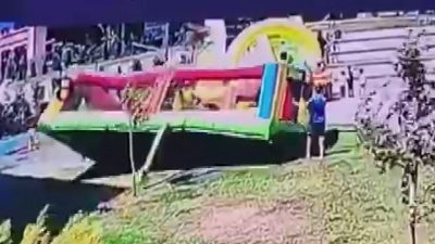 Murat SOLAK / İSTANBUL, –ÇEKMEKÖY’de bir sitenin bahçesinde bulunan şişme