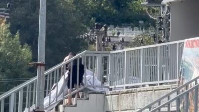 Ali Sencer ARSLAN/ZONGULDAK, – ZONGULDAK’ın Devrek ilçesinde üst geçitteki Cumhurbaşkanı