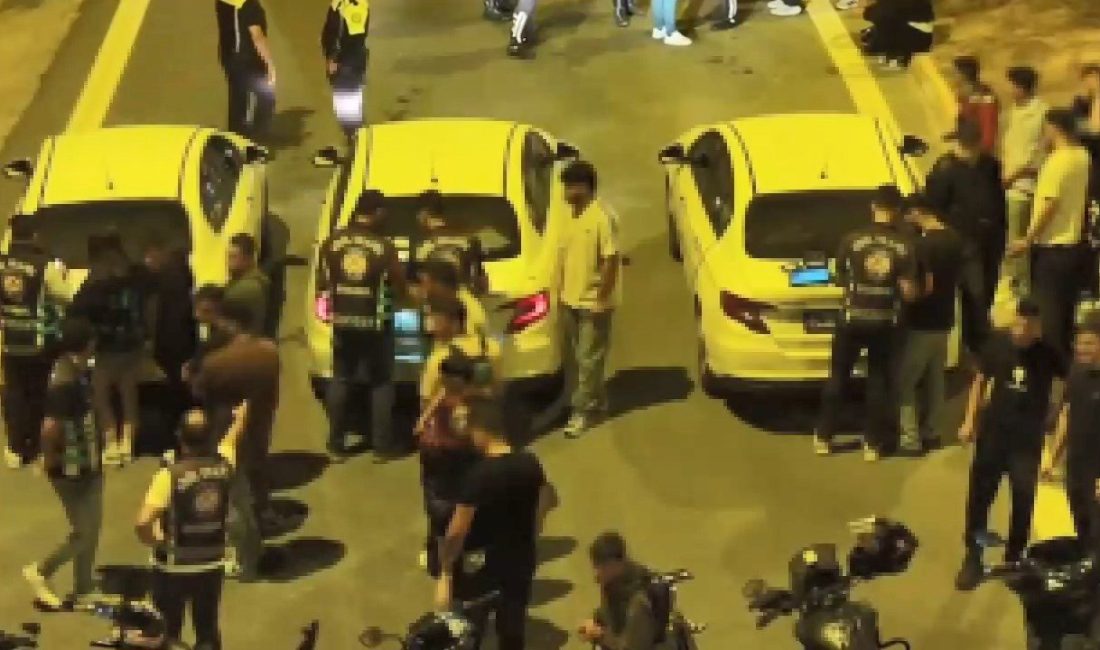 Emre KURT/ İSTANBUL, – EYÜPSULTAN’da motosikletle trafikte tehlikeli hareketler yapan