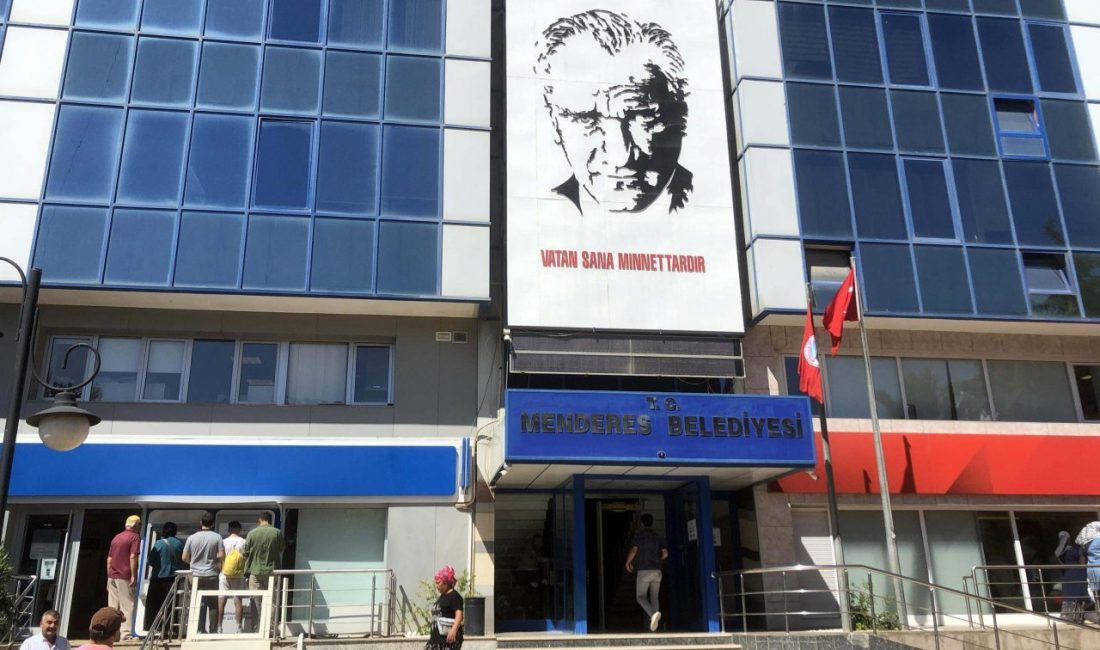 Kadir ÖZEN/İZMİR, – İZMİR Cumhuriyet Başsavcılığı tarafından yürütülen ‘rüşvet’ ve